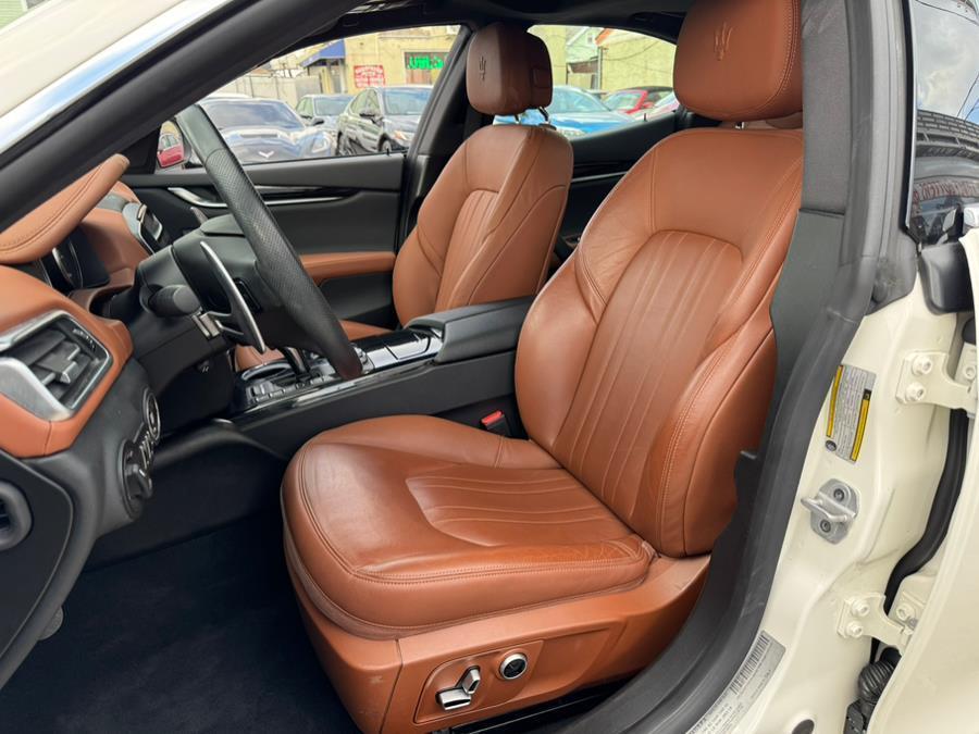 used 2022 Maserati Ghibli car