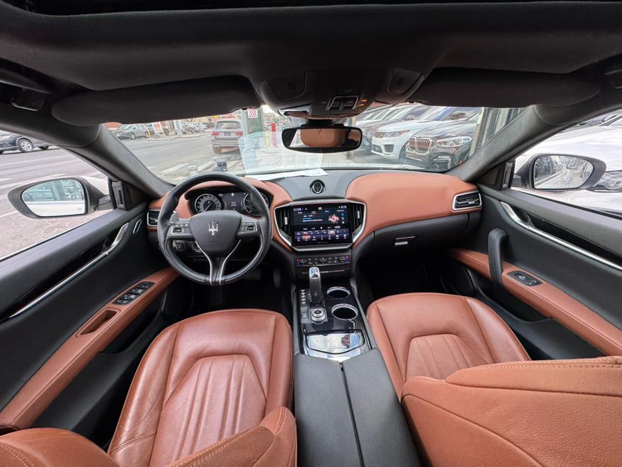 used 2022 Maserati Ghibli car