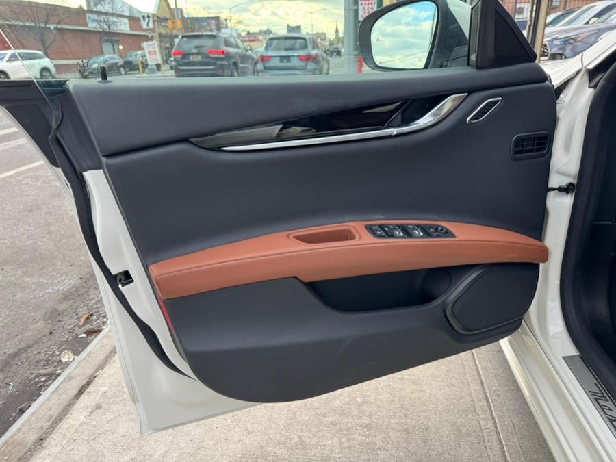 used 2022 Maserati Ghibli car