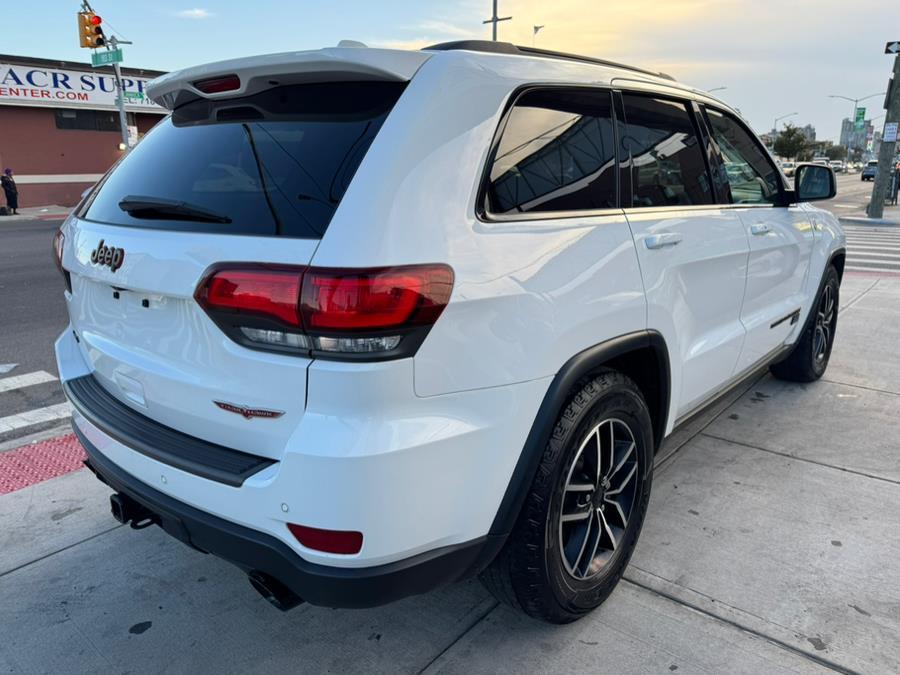 used 2020 Jeep Grand Cherokee car, priced at $23,399