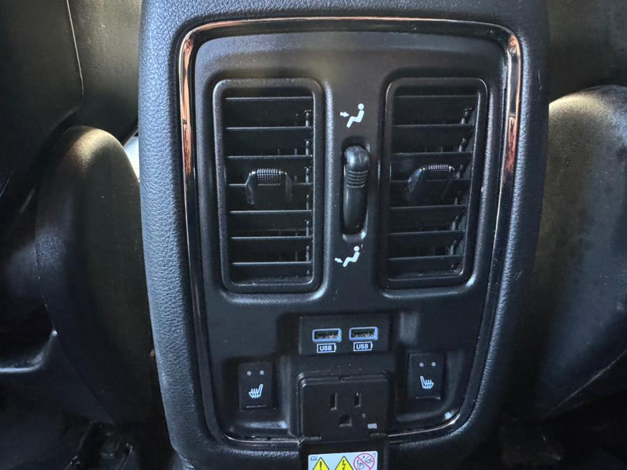 used 2020 Jeep Grand Cherokee car, priced at $23,399