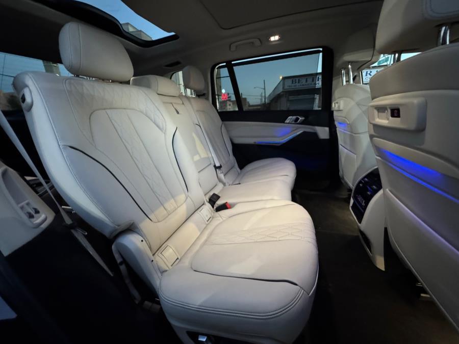used 2022 BMW X7 car, priced at $41,399