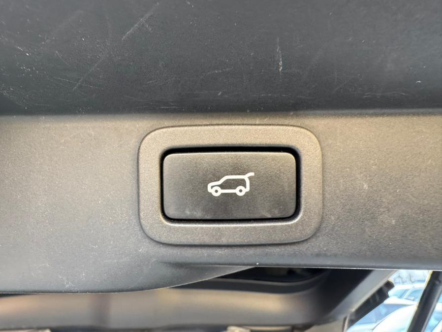 used 2019 Land Rover Range Rover Sport car, priced at $29,999