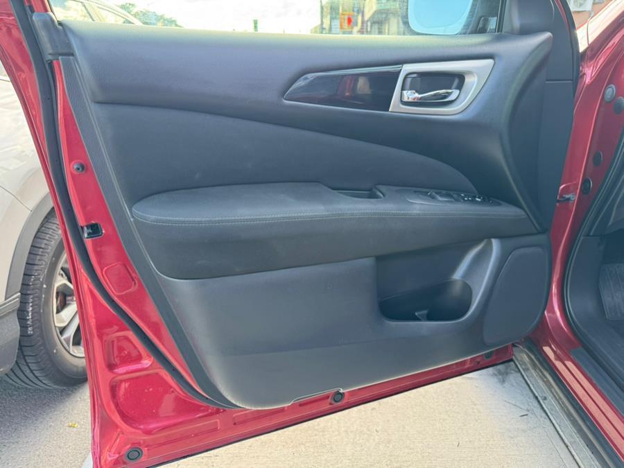 used 2017 Nissan Pathfinder car, priced at $9,899