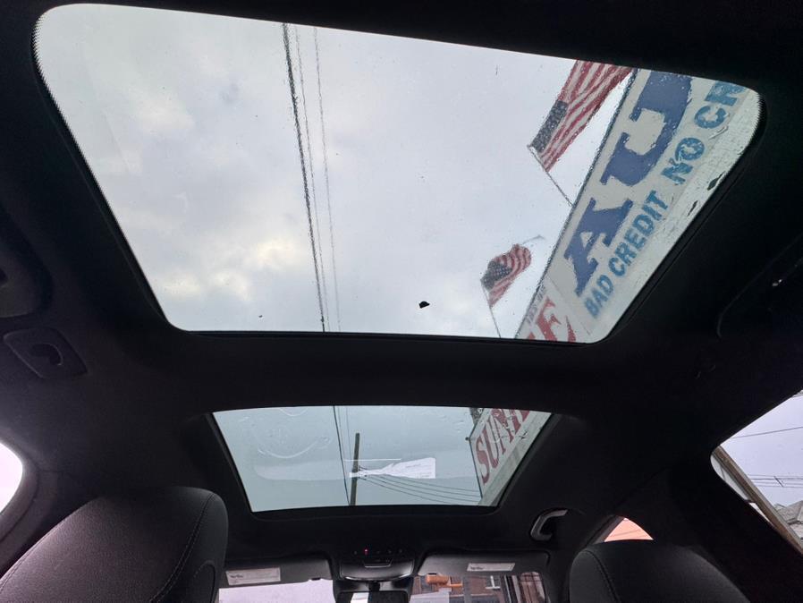 used 2020 Mercedes-Benz GLC 300 car, priced at $20,699