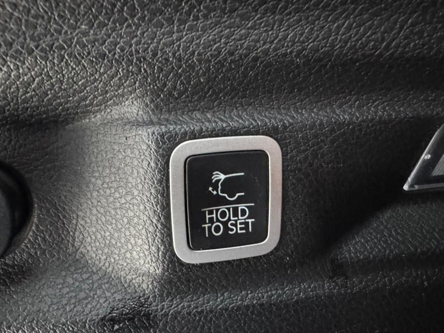 used 2022 Jeep Grand Cherokee L car, priced at $26,999