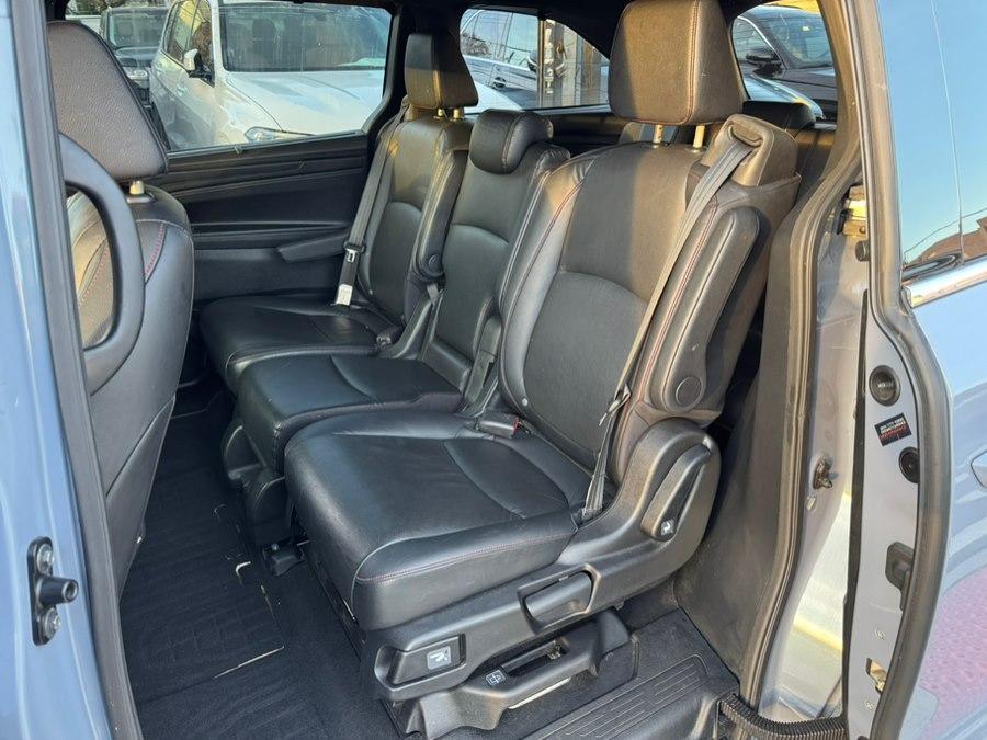 used 2023 Honda Odyssey car, priced at $27,899