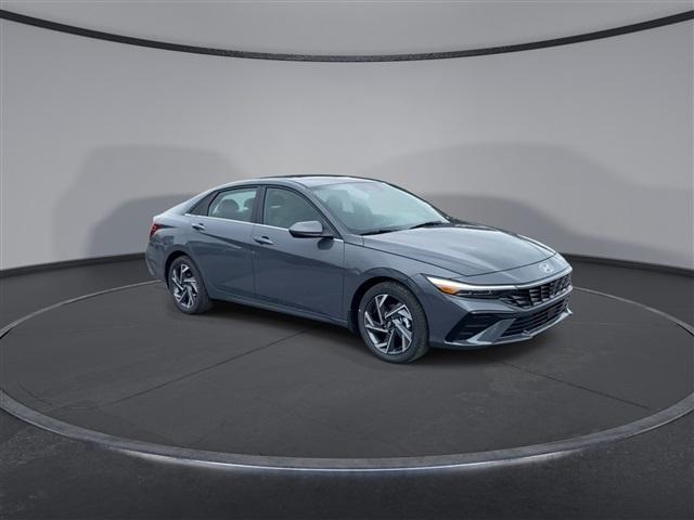 new 2024 Hyundai Elantra car, priced at $24,723