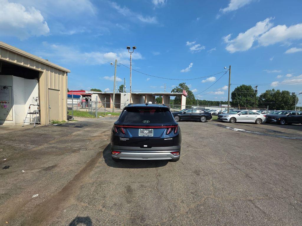 new 2025 Hyundai TUCSON Hybrid car, priced at $42,080