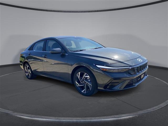 new 2024 Hyundai Elantra car, priced at $23,305