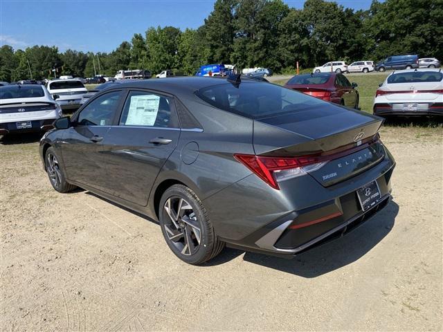 new 2024 Hyundai Elantra car, priced at $23,305