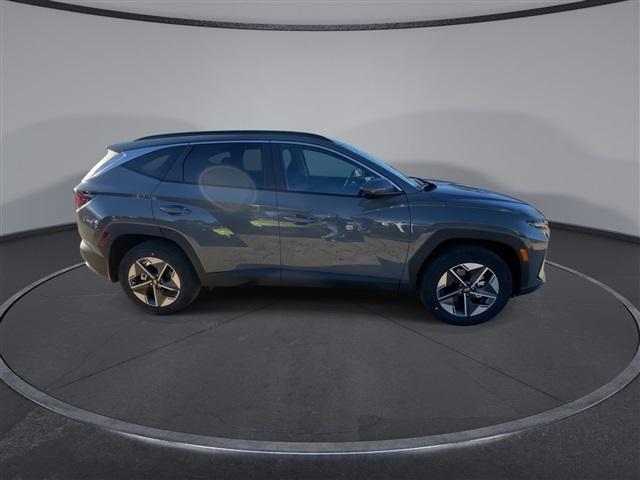 new 2025 Hyundai Tucson car, priced at $30,088