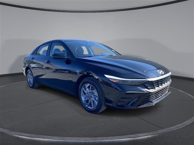 new 2024 Hyundai Elantra HEV car, priced at $25,800