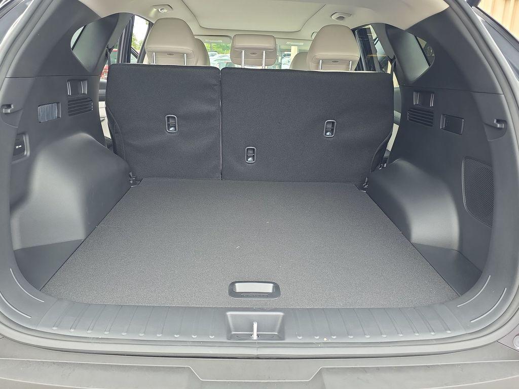 new 2025 Hyundai TUCSON Hybrid car, priced at $40,350