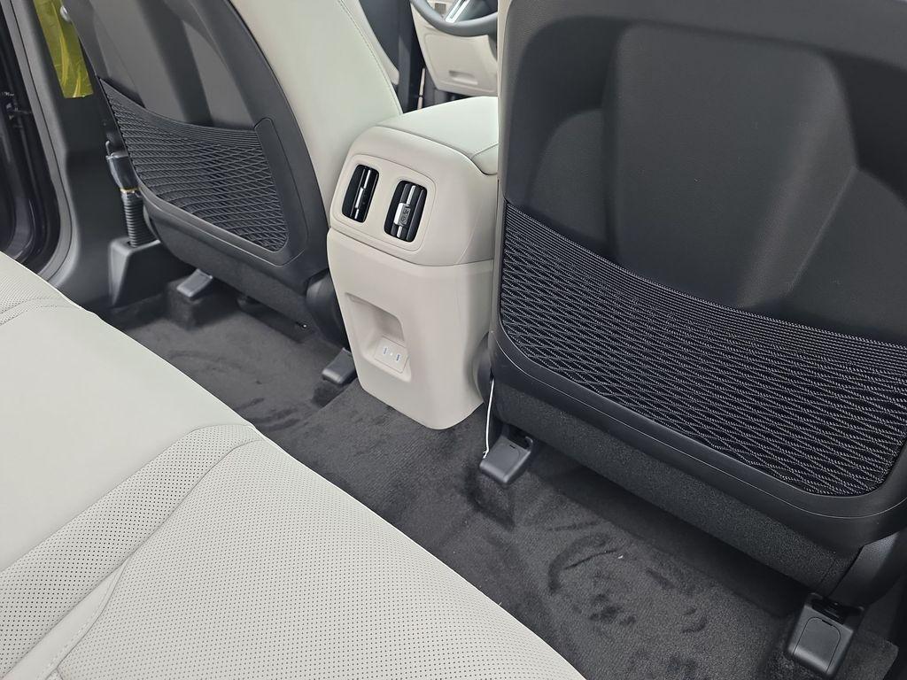 new 2025 Hyundai TUCSON Hybrid car, priced at $40,350