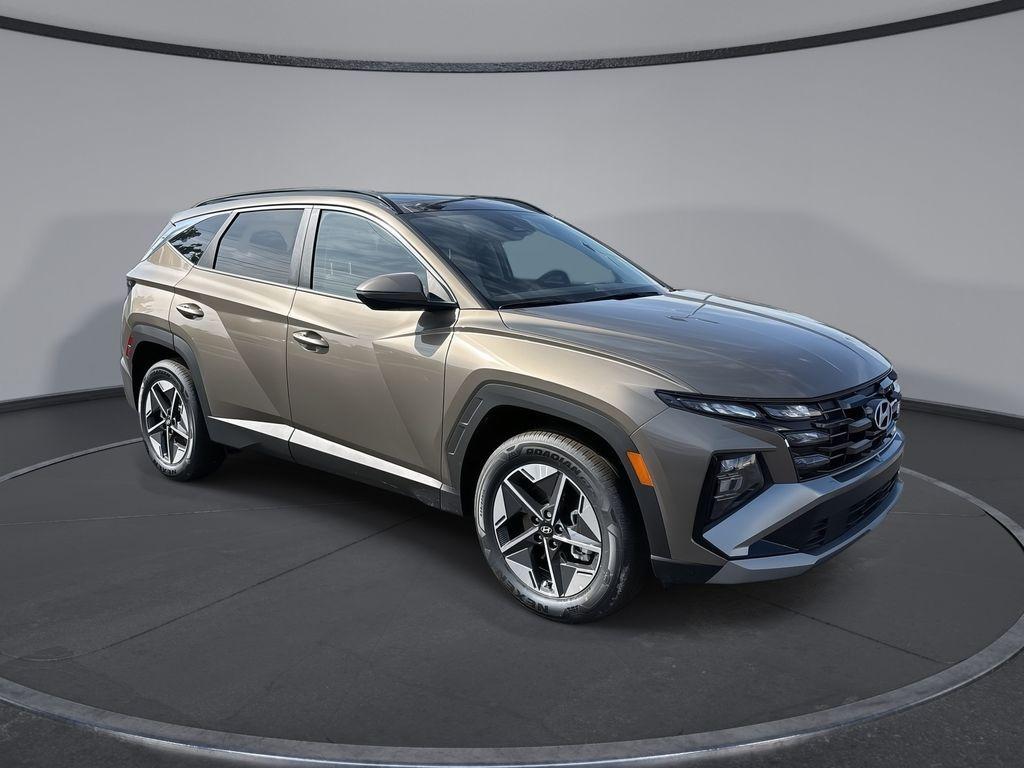 new 2025 Hyundai TUCSON Hybrid car, priced at $38,370