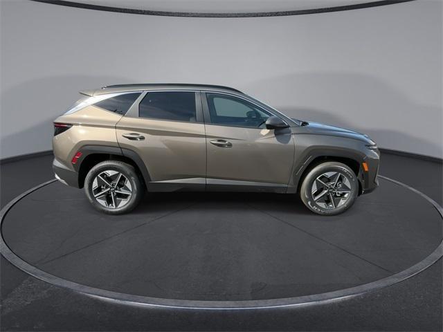 new 2025 Hyundai TUCSON Hybrid car, priced at $37,120