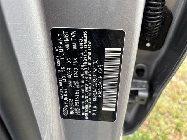new 2025 Hyundai ELANTRA HEV car, priced at $30,060