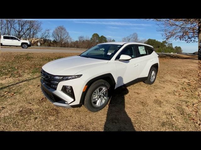 new 2025 Hyundai Tucson car, priced at $29,918