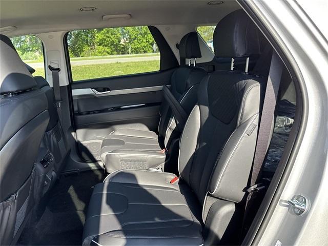 new 2025 Hyundai Palisade car, priced at $39,156