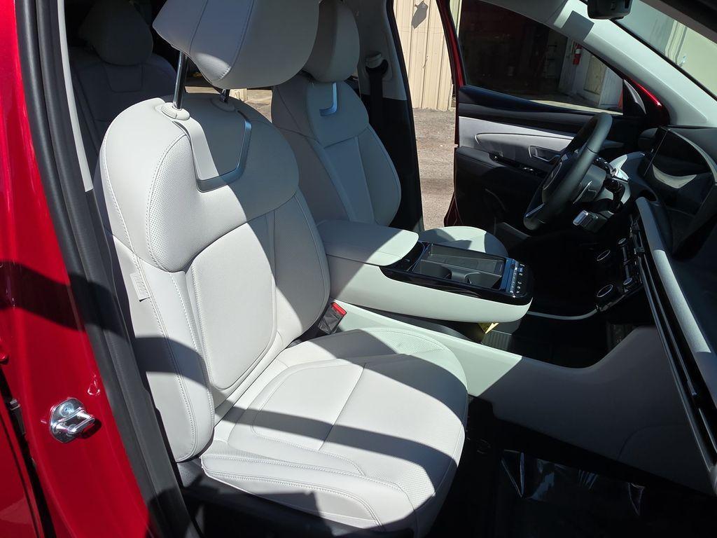 new 2025 Hyundai TUCSON Hybrid car, priced at $41,140