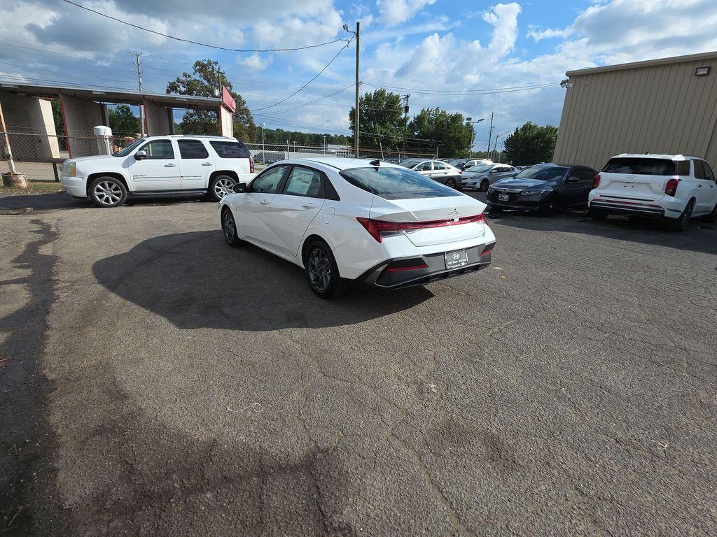 new 2025 Hyundai ELANTRA HEV car, priced at $27,860