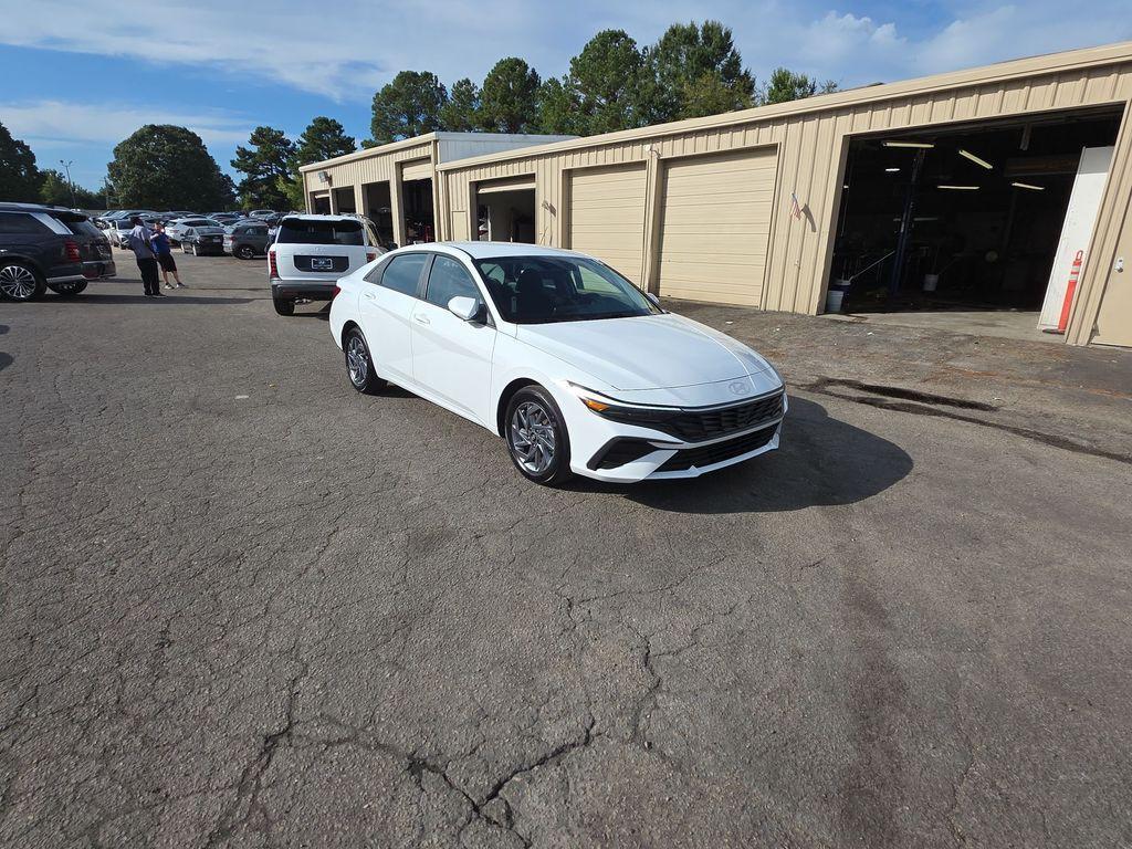 new 2025 Hyundai ELANTRA HEV car, priced at $27,860
