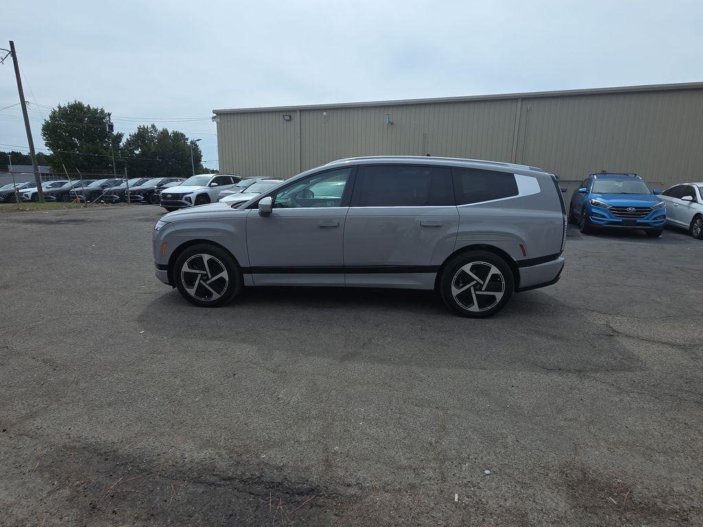 new 2026 Hyundai IONIQ 9 car, priced at $77,750