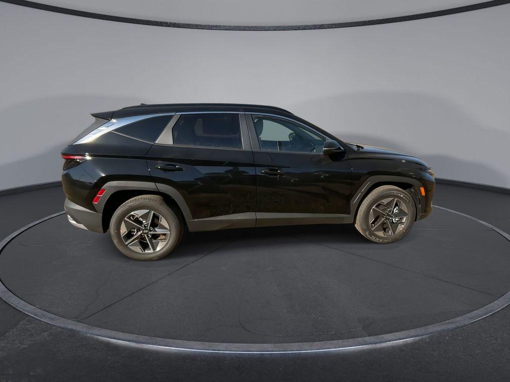 new 2025 Hyundai TUCSON Hybrid car, priced at $37,045