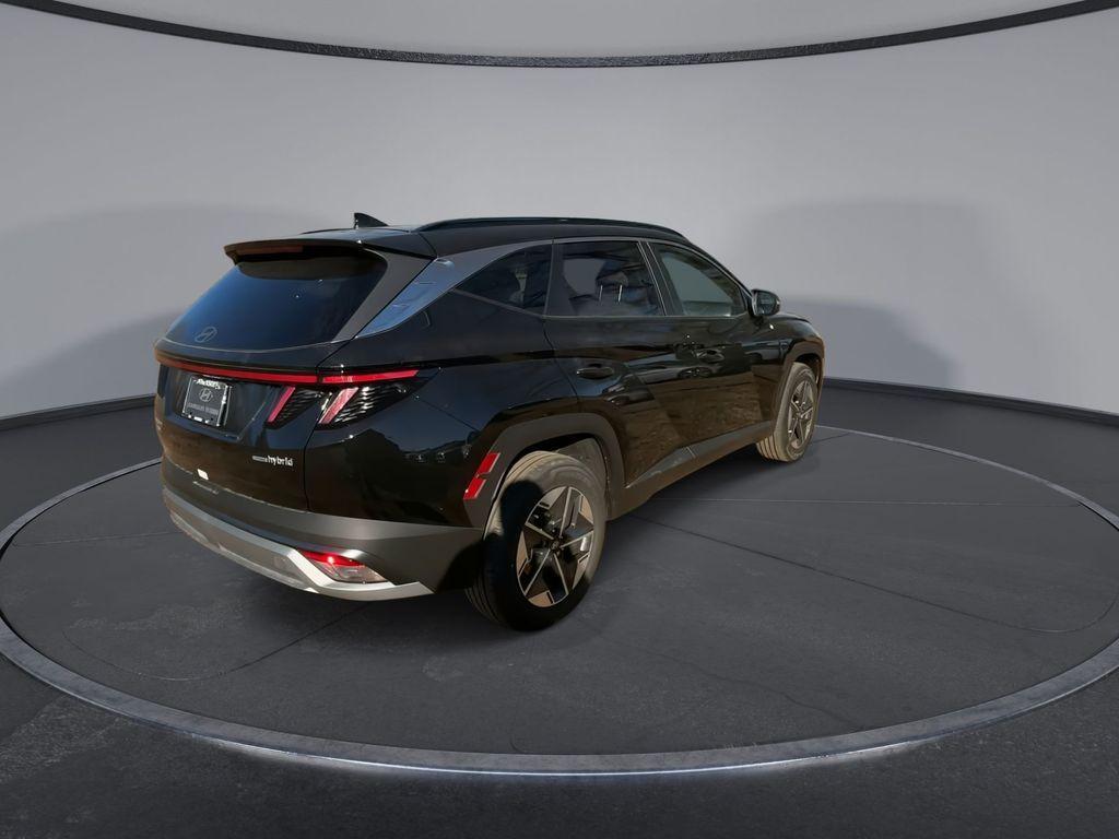 new 2025 Hyundai TUCSON Hybrid car, priced at $37,045