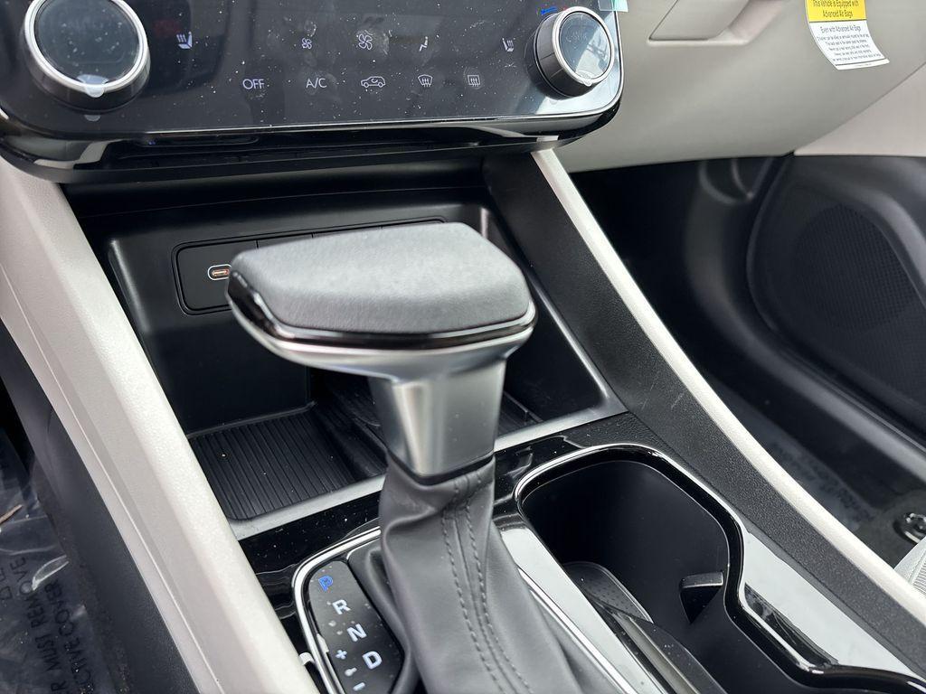 new 2025 Hyundai Tucson car, priced at $34,400