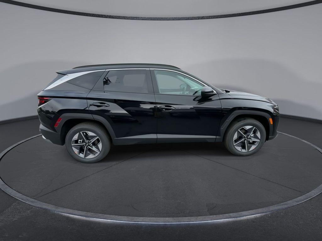 new 2025 Hyundai Tucson car, priced at $34,400