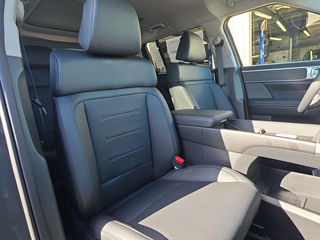 new 2026 Hyundai SANTA FE HEV car, priced at $43,755