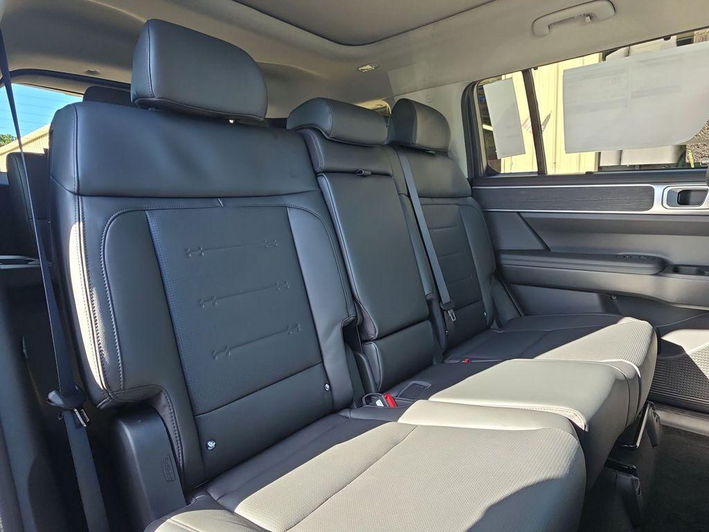 new 2026 Hyundai SANTA FE HEV car, priced at $43,755