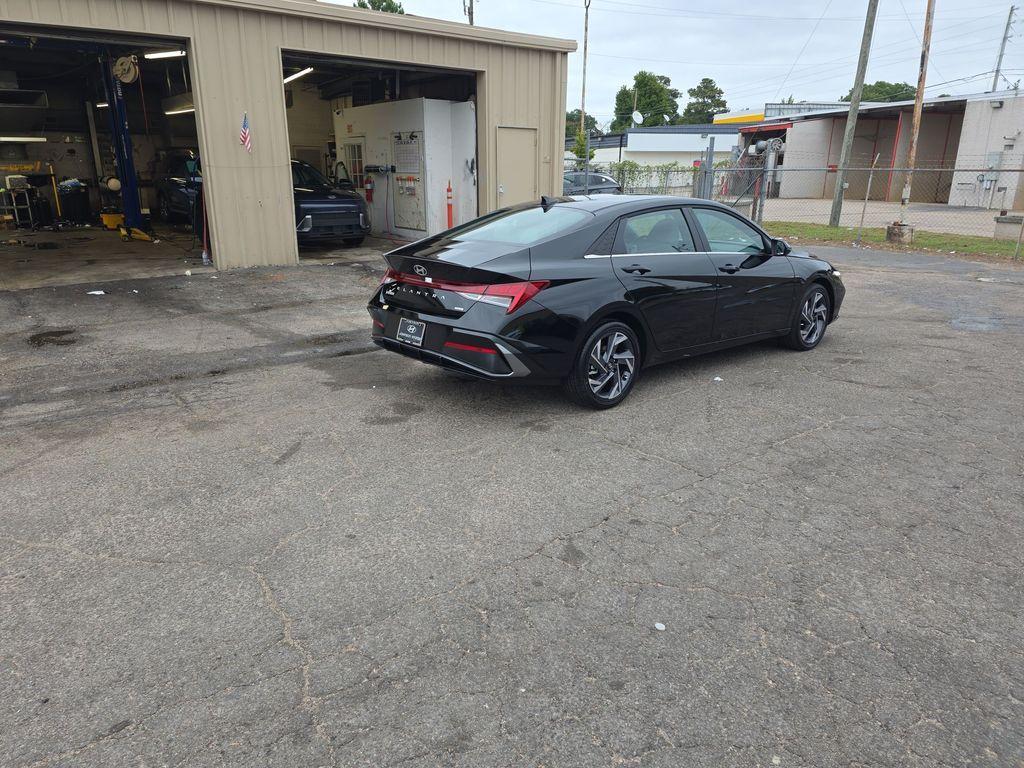 new 2025 Hyundai ELANTRA HEV car, priced at $31,715