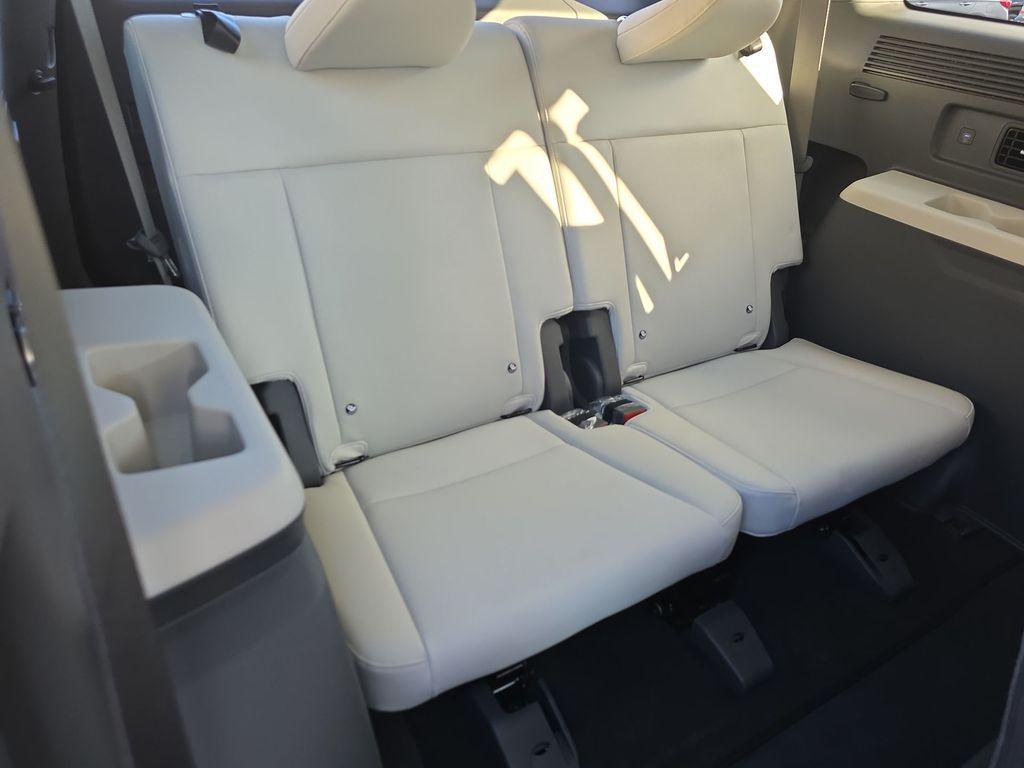 new 2026 Hyundai SANTA FE HEV car, priced at $41,000