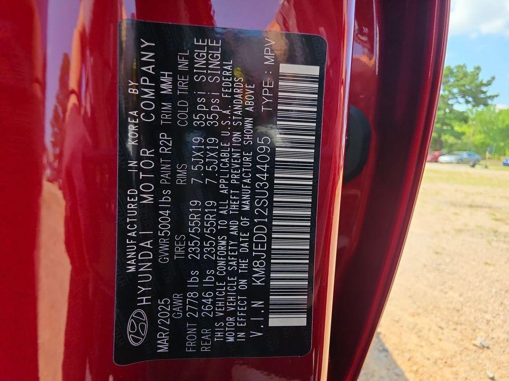 new 2025 Hyundai TUCSON Hybrid car, priced at $42,585