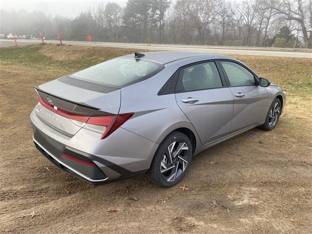 new 2025 Hyundai Elantra car, priced at $23,659