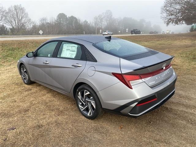 new 2025 Hyundai Elantra car, priced at $23,659