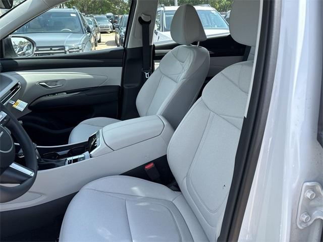 new 2025 Hyundai Tucson car, priced at $31,040