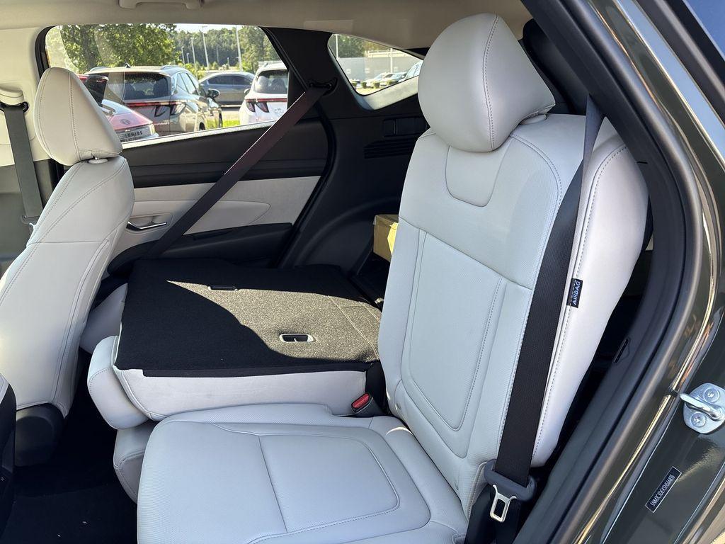new 2025 Hyundai Tucson car, priced at $35,165