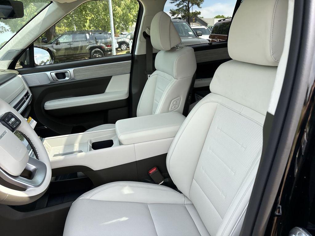new 2025 Hyundai SANTA FE HEV car, priced at $46,494
