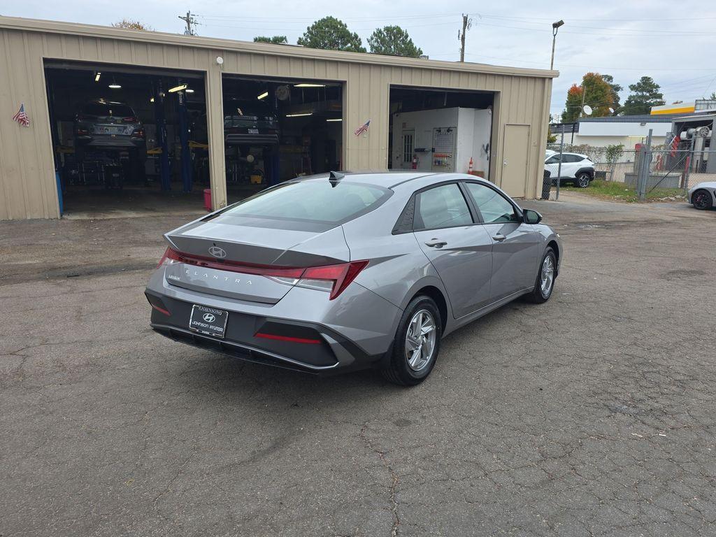 new 2025 Hyundai Elantra car, priced at $23,920