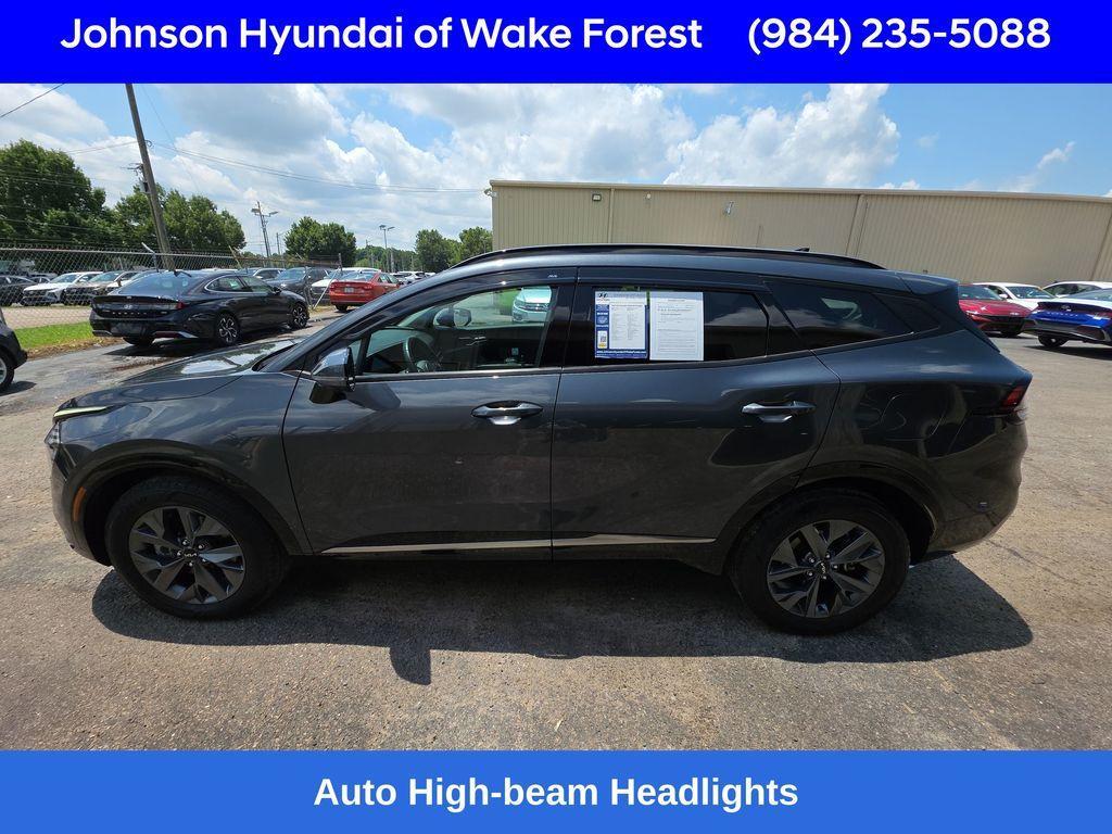 used 2023 Kia Sportage Hybrid car, priced at $31,899
