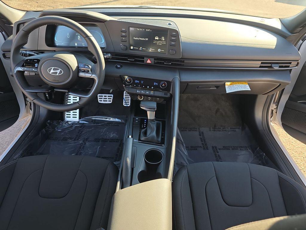 new 2025 Hyundai Elantra car, priced at $25,410