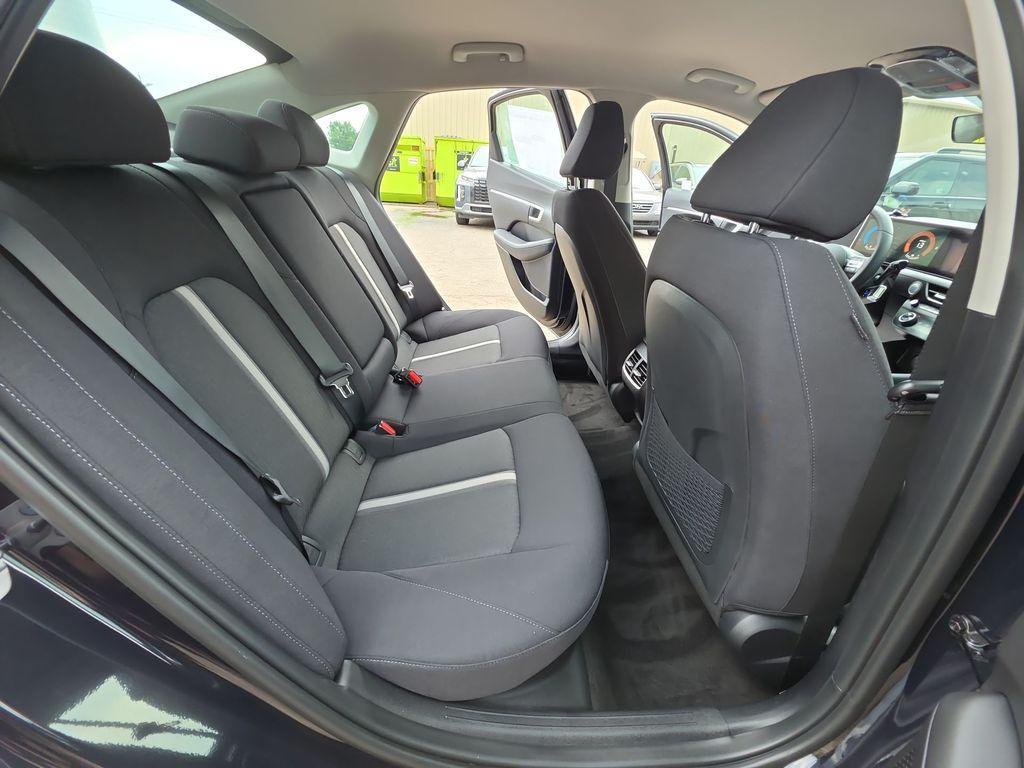 new 2025 Hyundai Sonata Hybrid car, priced at $33,110