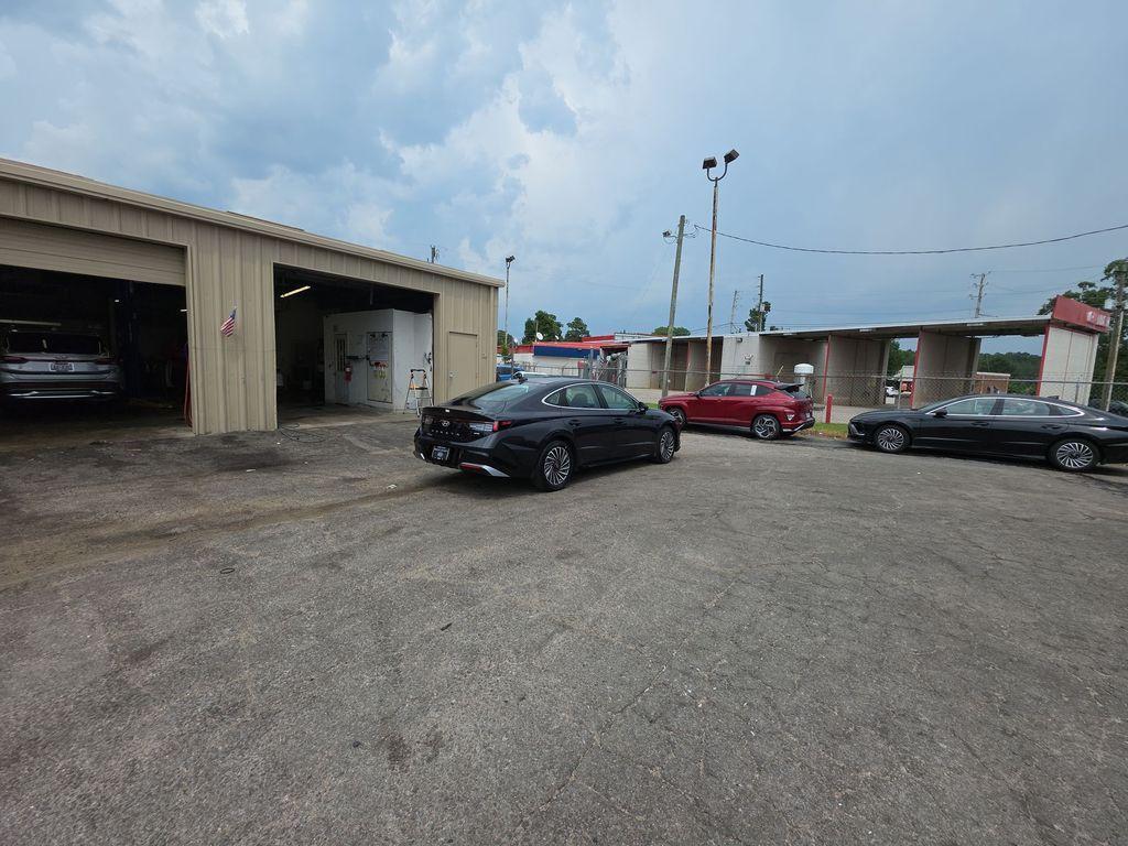 new 2025 Hyundai Sonata Hybrid car, priced at $33,110