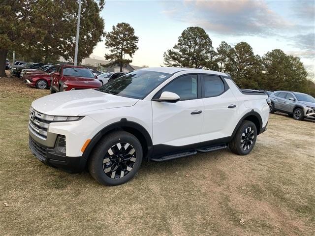 new 2025 Hyundai Santa Cruz car, priced at $30,800