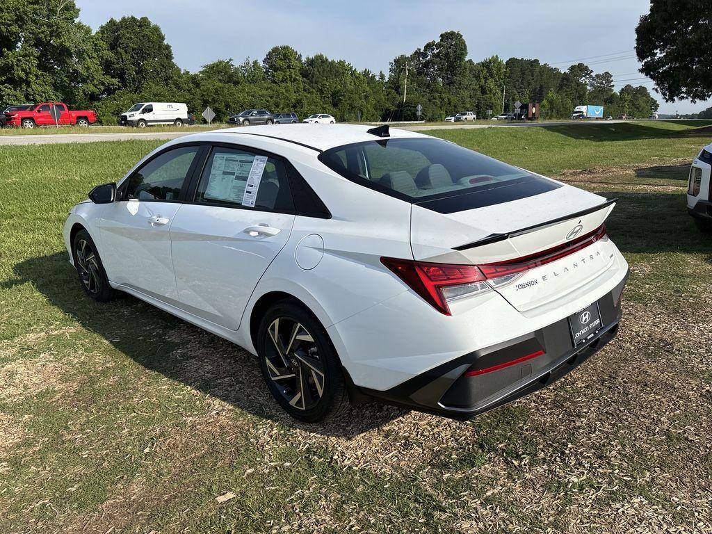 new 2025 Hyundai ELANTRA HEV car, priced at $29,685
