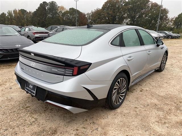 new 2025 Hyundai Sonata Hybrid car, priced at $37,374